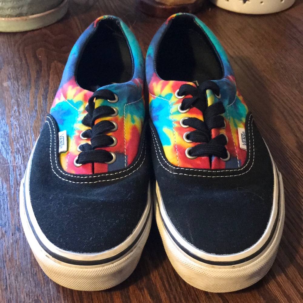 Tie Dye vans!!
